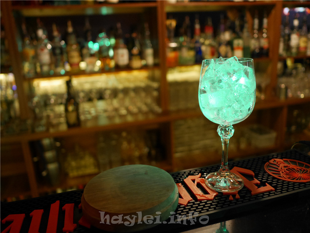 Odin Bistro 信義放感情-台北小酌好去處,平價美食、創意調酒一次滿足!真網美冰茶、一個在東一個在西,調酒名字取的很用心呢~台北夜生活/信義區餐酒館/信義區調酒/近101美食/六張犁站/信義安和站/通化夜市/臨江街夜市 攝影 民生資訊分享 飲食集錦