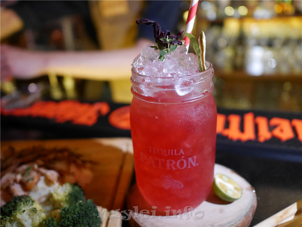 Odin Bistro 信義放感情-台北小酌好去處,平價美食、創意調酒一次滿足!真網美冰茶、一個在東一個在西,調酒名字取的很用心呢~台北夜生活/信義區餐酒館/信義區調酒/近101美食/六張犁站/信義安和站/通化夜市/臨江街夜市 攝影 民生資訊分享 飲食集錦