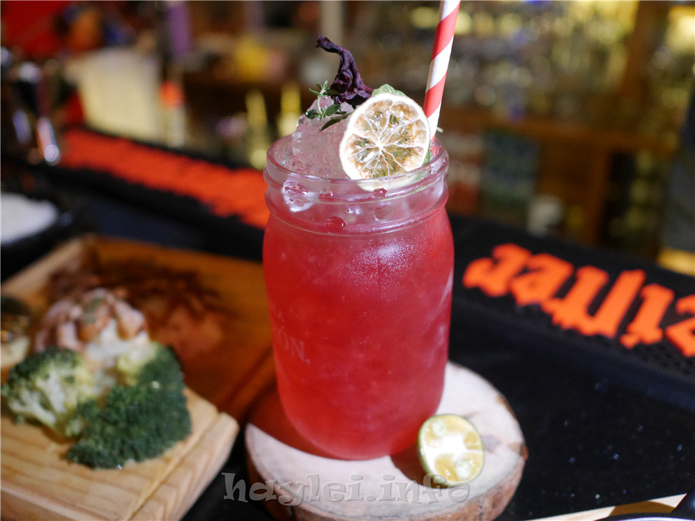 Odin Bistro 信義放感情-台北小酌好去處,平價美食、創意調酒一次滿足!真網美冰茶、一個在東一個在西,調酒名字取的很用心呢~台北夜生活/信義區餐酒館/信義區調酒/近101美食/六張犁站/信義安和站/通化夜市/臨江街夜市 攝影 民生資訊分享 飲食集錦