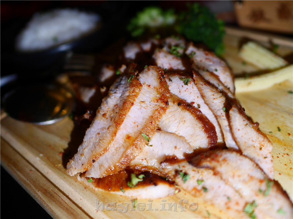 Odin Bistro 信義放感情-台北小酌好去處,平價美食、創意調酒一次滿足!真網美冰茶、一個在東一個在西,調酒名字取的很用心呢~台北夜生活/信義區餐酒館/信義區調酒/近101美食/六張犁站/信義安和站/通化夜市/臨江街夜市 攝影 民生資訊分享 飲食集錦
