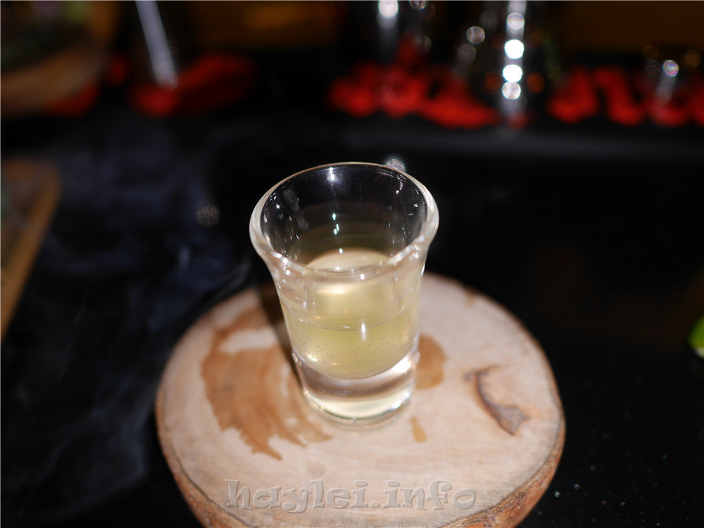 Odin Bistro 信義放感情-台北小酌好去處,平價美食、創意調酒一次滿足!真網美冰茶、一個在東一個在西,調酒名字取的很用心呢~台北夜生活/信義區餐酒館/信義區調酒/近101美食/六張犁站/信義安和站/通化夜市/臨江街夜市 攝影 民生資訊分享 飲食集錦