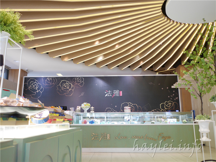 法雅幸福概念文心店-經典下午茶258起,夢幻公主羅曼史/莓果伯爵塔、英勇騎士戰傳奇/百香果檸檬塔都很推薦!義式冰淇淋入口即化的綿密口感超好吃!有旋轉木馬可以給孩子玩耍,用餐環境寬敞舒適,餐點表現優秀,不論聚會或是開會都很適合,台中西屯區下午茶首選!早午餐推薦/商業午餐推薦/下午茶推薦/私房晚餐推薦 攝影 民生資訊分享 飲食集錦