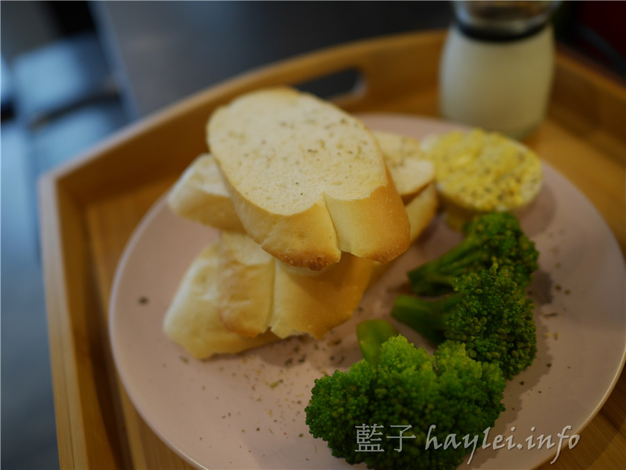 O.L.O CAFÉ@台北東旅-亞洲唯一Hotels.com聯名Bellpug主題Cafe,限定主題餐萌到融化妳~松山下午茶/輕食咖啡/咖啡館/不收服務費 攝影 民生資訊分享 飲食集錦