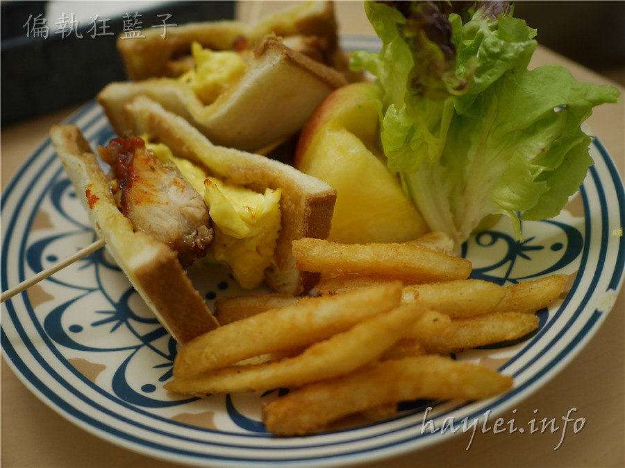 野米樂yummylove-早午餐有炸湯圓跟滿滿的生鮮蔬果,最後再來杯優格,真的好享受~台中北區/義式料理/輕食/義大利麵/燉飯/雲朵舒芙蕾鬆餅/下午茶/近科博館 攝影 民生資訊分享 飲食集錦