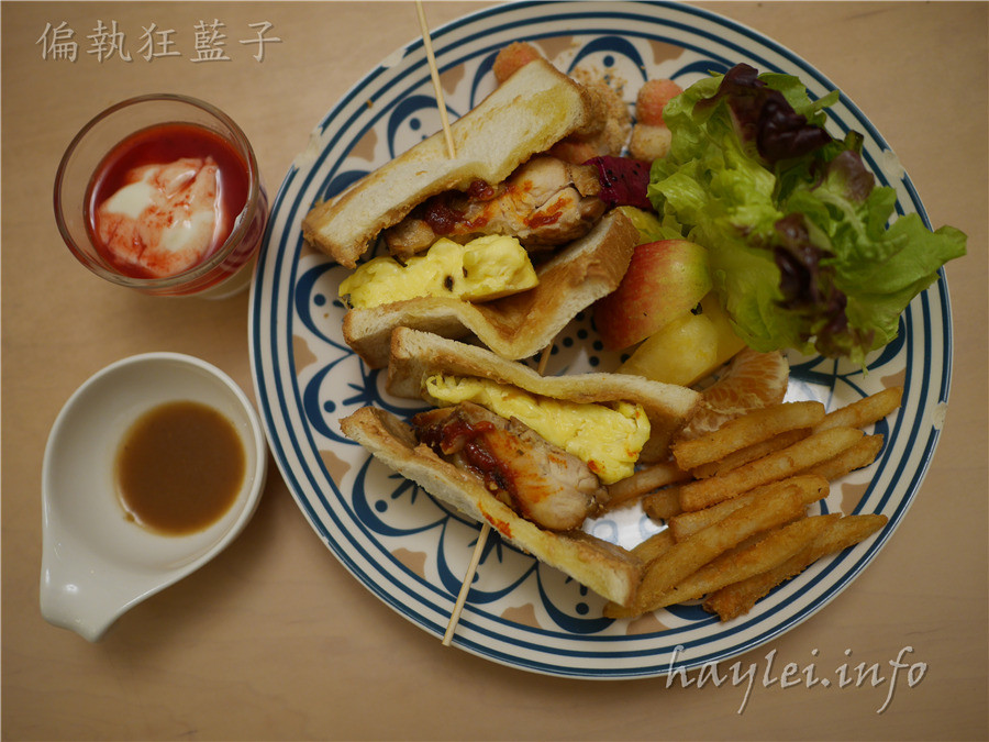 野米樂yummylove-早午餐有炸湯圓跟滿滿的生鮮蔬果,最後再來杯優格,真的好享受~台中北區/義式料理/輕食/義大利麵/燉飯/雲朵舒芙蕾鬆餅/下午茶/近科博館 攝影 民生資訊分享 飲食集錦