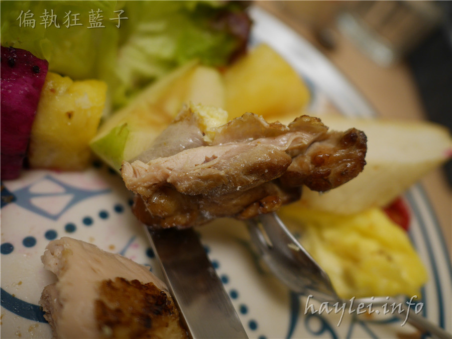 野米樂yummylove-早午餐有炸湯圓跟滿滿的生鮮蔬果,最後再來杯優格,真的好享受~台中北區/義式料理/輕食/義大利麵/燉飯/雲朵舒芙蕾鬆餅/下午茶/近科博館 攝影 民生資訊分享 飲食集錦
