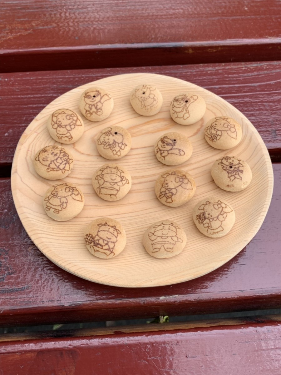 蝦皮零食賣家分享-香兒玄鋪森永yo-yo 小牛巧克力餅乾,吃起來香脆可口,起克力味很濃郁,每口都是幸福!台灣森永製造/球狀餅乾/蛋奶素/小牛卡通圖案/森永小牛巧克力餅乾/巧克力友友球餅乾/古早味零食 宅配食記 攝影 民生資訊分享 飲食集錦