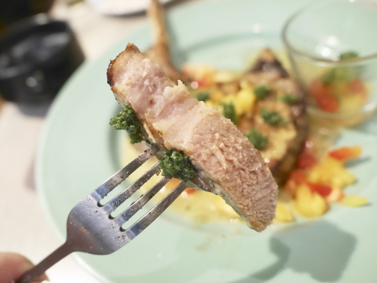 胖東西廚房 Osteria by Vincent-全台北最好吃的戰斧豬排,選用頂級活菌豬烹製出的香嫩美味,令我一吃傾心!台北大安區/科技大樓站/大安美食/排餐套餐 攝影 民生資訊分享 飲食集錦