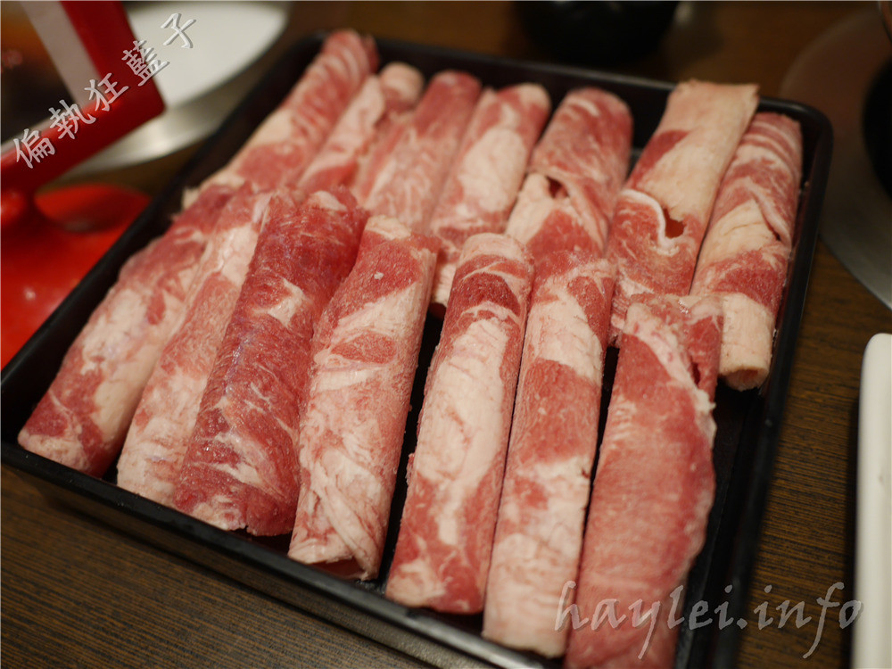 十勝川鍋物大里二店-神隊友組合餐,兩人只要999,龍蝦、天使紅蝦、南美白蝦、台灣生態蝦一次滿足,絕對讓你吃到蝦蝦叫!韓國瑜造型湯圓可愛又好吃~台中大里/台中鍋物推薦/大里美食/大里火鍋推薦/大里平價火鍋/大里高CP美食/大里聚餐/海鮮火鍋/十客棧鮮廚房/菜單 中式料理 攝影 民生資訊分享 飲食集錦