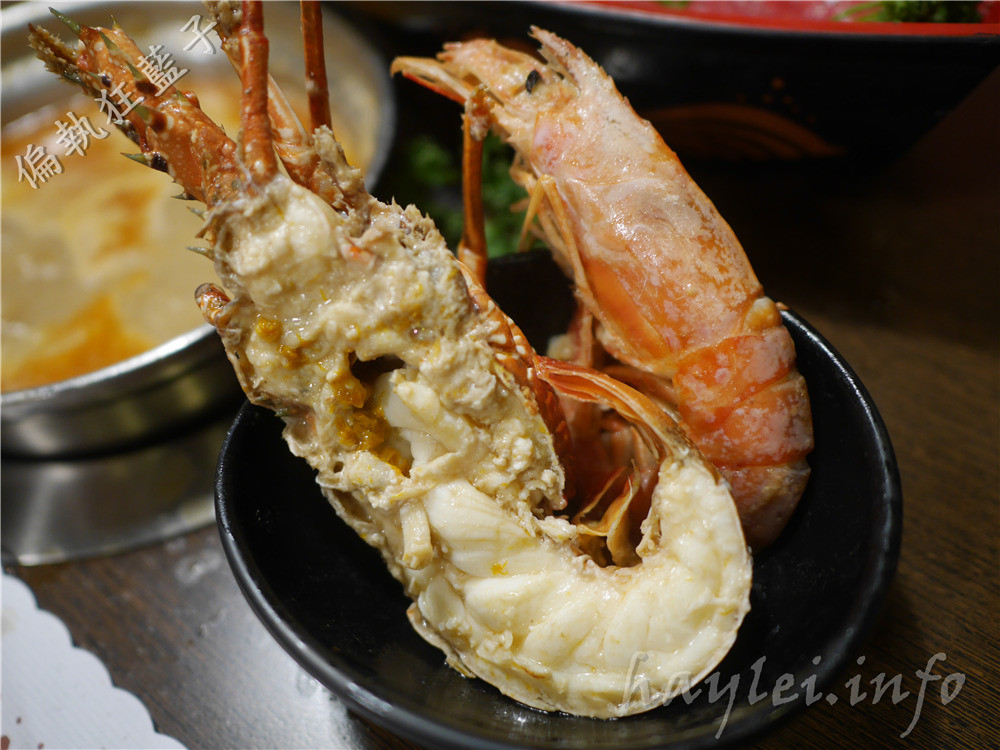 十勝川鍋物大里二店-神隊友組合餐,兩人只要999,龍蝦、天使紅蝦、南美白蝦、台灣生態蝦一次滿足,絕對讓你吃到蝦蝦叫!韓國瑜造型湯圓可愛又好吃~台中大里/台中鍋物推薦/大里美食/大里火鍋推薦/大里平價火鍋/大里高CP美食/大里聚餐/海鮮火鍋/十客棧鮮廚房/菜單 中式料理 攝影 民生資訊分享 飲食集錦