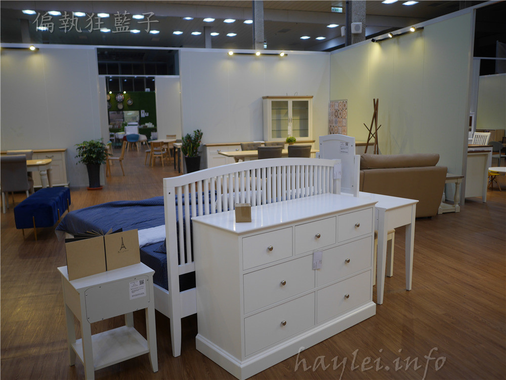 品歐家具台中店@豐原八方國際觀光夜市-各類傢俱、家飾琳瑯滿目,進到擺設展區,如同進到別人家,感受不同生活情境!室內設計/房屋布置/北歐簡約風/法國鄉村風/美式鄉村風/簡約傢俱/精品傢俱/居家生活/家俱/家具 國內外住宿相關 攝影 民生資訊分享