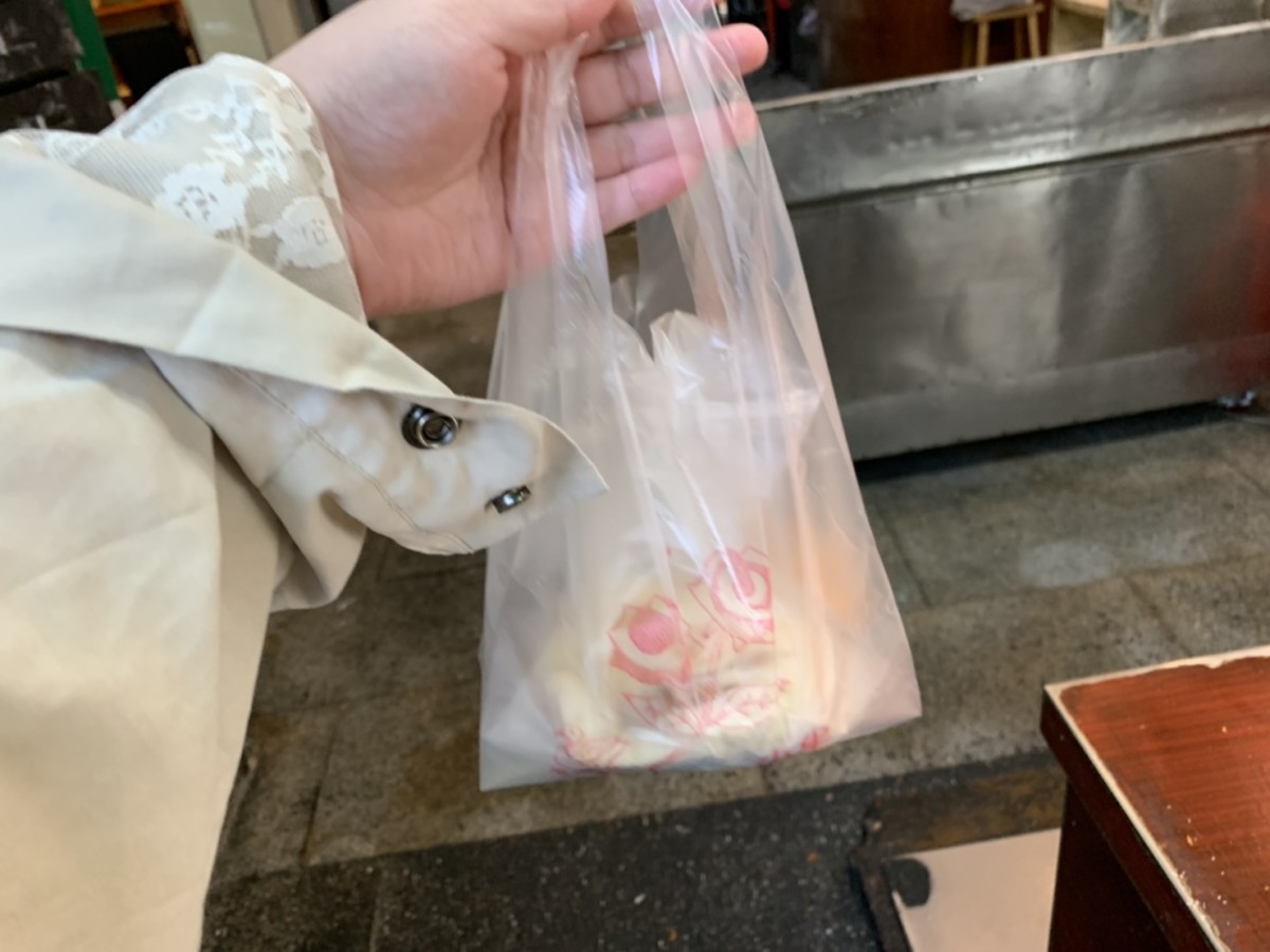 台中科博館必吃銅板美食-科博館水煎包、芋頭餅、肉鬆蔥捲、彩頭酥，12元的超值街頭小吃，走過路過可別錯過~(內有菜單)台中西區平民美食/科博館美食/點心/下午茶/現做美食/現炸/現煎/銅板有找/高CP值 中式料理 攝影 民生資訊分享 飲食集錦 