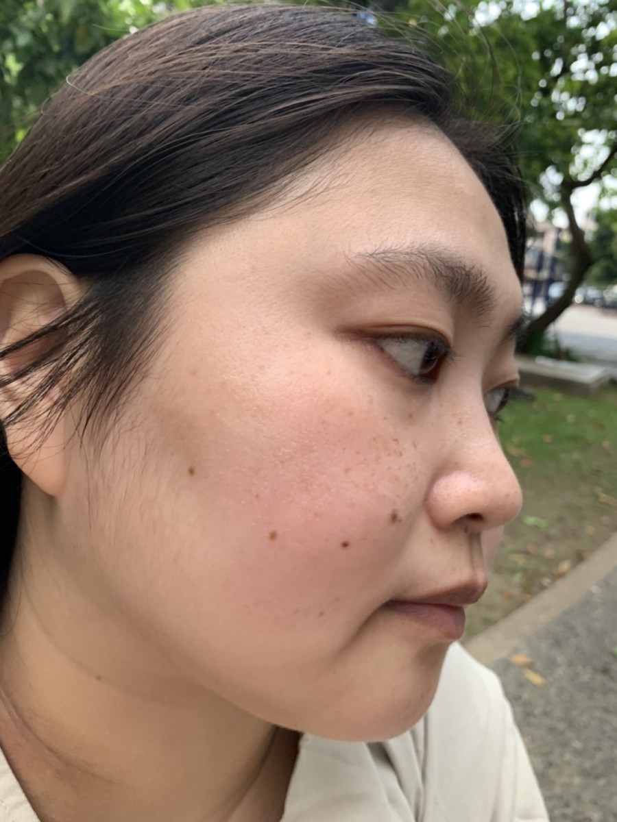 AVON雅芳新活恆白松露精華-臉看起來更透、更耀的小秘密,持久使用,膚況維持能力佳,肌膚似乎更細緻了 intensive serum/母胎光透科技/雅芳護膚/肌膚保養/改善暗沉/滋潤/保濕/明亮/好吸收 保養品分享 彩妝品 彩妝品分享 攝影 民生資訊分享