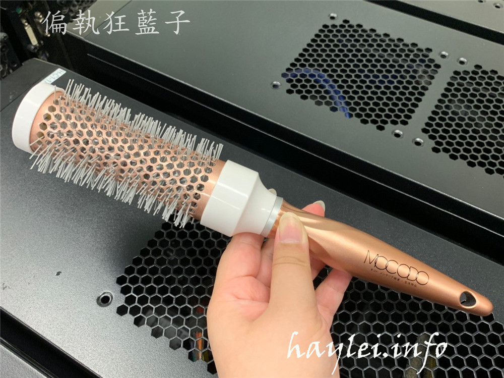 魔法豆品味生活mocodo玫瑰金髮梳-舒壓氣墊按摩梳、陶瓷熱塑捲梳、3D彈性順髮梳,一次備齊沙龍級工具梳,秀髮維護更加舒心~居家沙龍美髮/美髮齒梳/耐高溫梳針/抗靜電/抗毛躁/抗糾結/頭皮按摩/快速乾髮/輕鬆順髮/沙龍級梳具推薦/捲髮技巧分享 健康養身 攝影 民生資訊分享 美髮相關 自己動手做!
