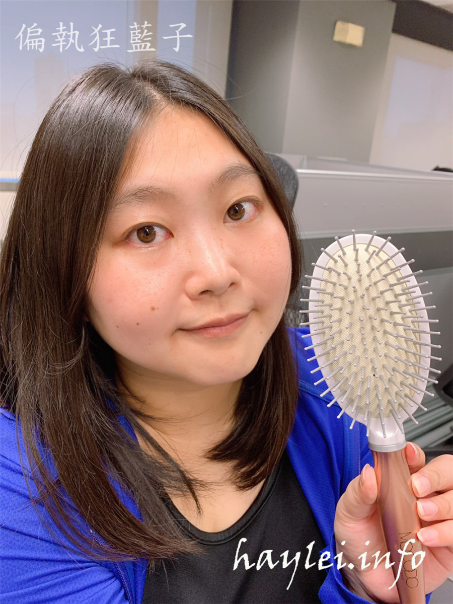 魔法豆品味生活mocodo玫瑰金髮梳-舒壓氣墊按摩梳、陶瓷熱塑捲梳、3D彈性順髮梳,一次備齊沙龍級工具梳,秀髮維護更加舒心~居家沙龍美髮/美髮齒梳/耐高溫梳針/抗靜電/抗毛躁/抗糾結/頭皮按摩/快速乾髮/輕鬆順髮/沙龍級梳具推薦/捲髮技巧分享 健康養身 攝影 民生資訊分享 美髮相關 自己動手做!