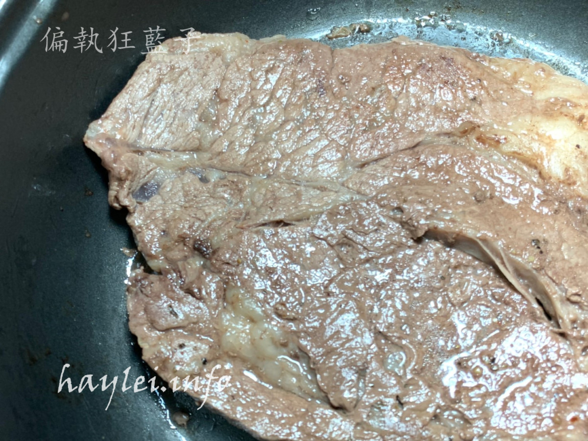 晴空食堂/塔塔嚴選食品-頂級超大份量嫩肩沙朗牛排(Chuck Eye Roll Steak)、雪斑翼板牛排(Flat Iron Steak),比臉大牛排超級豪邁吃起來超級過癮,翼板嫩Q的口感超級好吃!冷凍生鮮宅配推薦/肉品網購/宅配牛肉beef/濕式熟成原肉塊/不經加工/講究原味/自己健康煮/在家煎牛排/烹飪做菜/煎烤/冷凍宅配生鮮/大口吃肉/生酮飲食/健康生活 健康養身 宅配食記 攝影 民生資訊分享 自己動手做! 飲食集錦