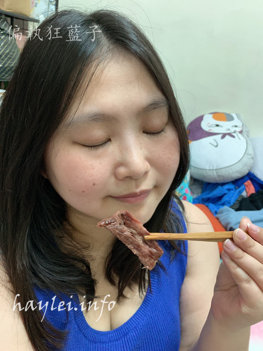 晴空食堂/塔塔嚴選食品-頂級超大份量嫩肩沙朗牛排(Chuck Eye Roll Steak)、雪斑翼板牛排(Flat Iron Steak),比臉大牛排超級豪邁吃起來超級過癮,翼板嫩Q的口感超級好吃!冷凍生鮮宅配推薦/肉品網購/宅配牛肉beef/濕式熟成原肉塊/不經加工/講究原味/自己健康煮/在家煎牛排/烹飪做菜/煎烤/冷凍宅配生鮮/大口吃肉/生酮飲食/健康生活 健康養身 宅配食記 攝影 民生資訊分享 自己動手做! 飲食集錦