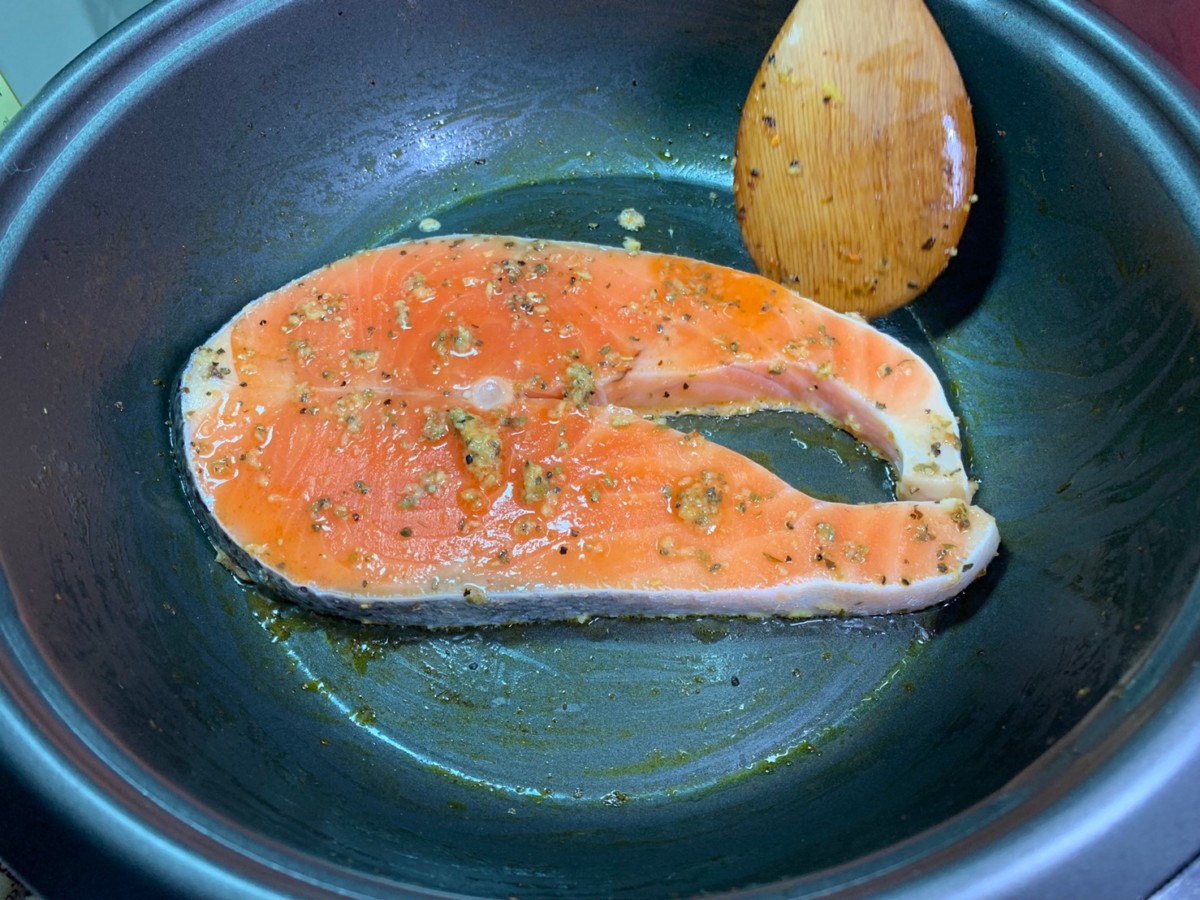 盛和風食集/紐西蘭國王鮭魚King Salmon-進口無毒鮭魚,帶著獨特奶油香且油脂豐富煎不老鮭,一吃難忘這豐美柔嫩、香氣十足的口感!魚油含量是所有鮭魚之冠,連米其林主廚都讚嘆的夢幻食材~文內有折價券$150元序號!優惠資訊/冷凍宅配美食/新鮮海鮮/鮭魚推薦/不用解凍直接煎/好上手不易失敗的煎魚料理/國王鮭輪切新手下廚100%成功/在家煮/居家烹飪/食譜分享/簡單食譜/簡單做好菜 中式料理 健康養身 宅配食記 攝影 民生資訊分享 自己動手做! 飲食集錦