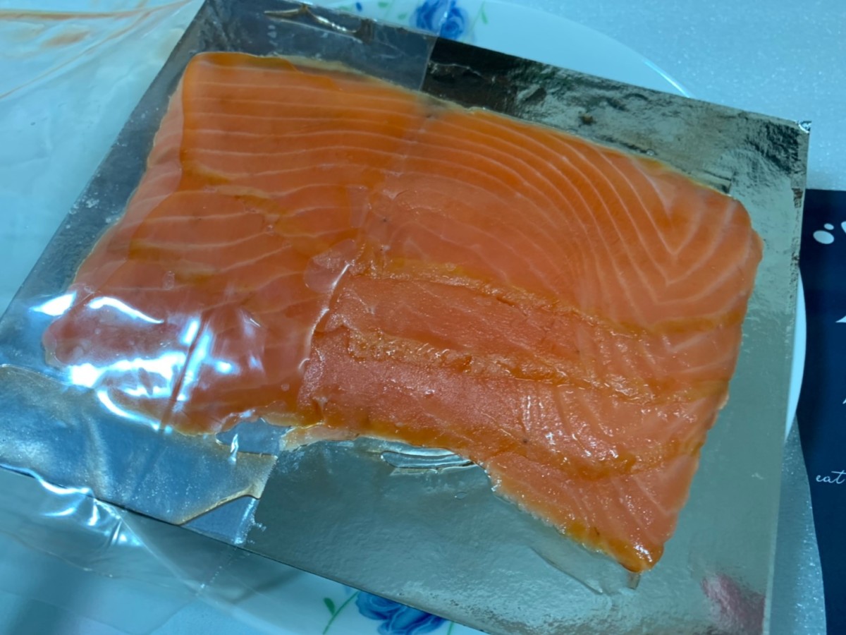 盛和風食集/紐西蘭國王鮭魚King Salmon-進口無毒鮭魚,帶著獨特奶油香且油脂豐富煎不老鮭,一吃難忘這豐美柔嫩、香氣十足的口感!魚油含量是所有鮭魚之冠,連米其林主廚都讚嘆的夢幻食材~文內有折價券$150元序號!優惠資訊/冷凍宅配美食/新鮮海鮮/鮭魚推薦/不用解凍直接煎/好上手不易失敗的煎魚料理/國王鮭輪切新手下廚100%成功/在家煮/居家烹飪/食譜分享/簡單食譜/簡單做好菜 中式料理 健康養身 宅配食記 攝影 民生資訊分享 自己動手做! 飲食集錦