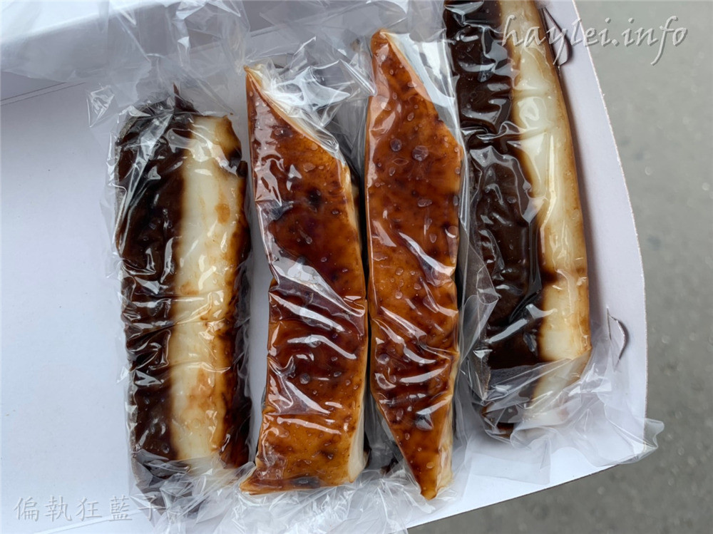 屏東旅遊/東港/慶鴻雙糕潤-東港第二市場內的知名老店，吃起來軟香帶點彈口的韌性，非常好吃！屏東觀光/屏東美食/東港旅遊/屏東縣政府首選地方特產/南臺灣在地名產/在地人推薦/東港伴手禮/米食/甜點/傳統小吃/傳統美食/台灣點心/美食小吃/老字號甜品/ching-hong rice cake with brown suger/可宅配 中式料理 健康養身 宅配食記 攝影 民生資訊分享 飲食集錦 
