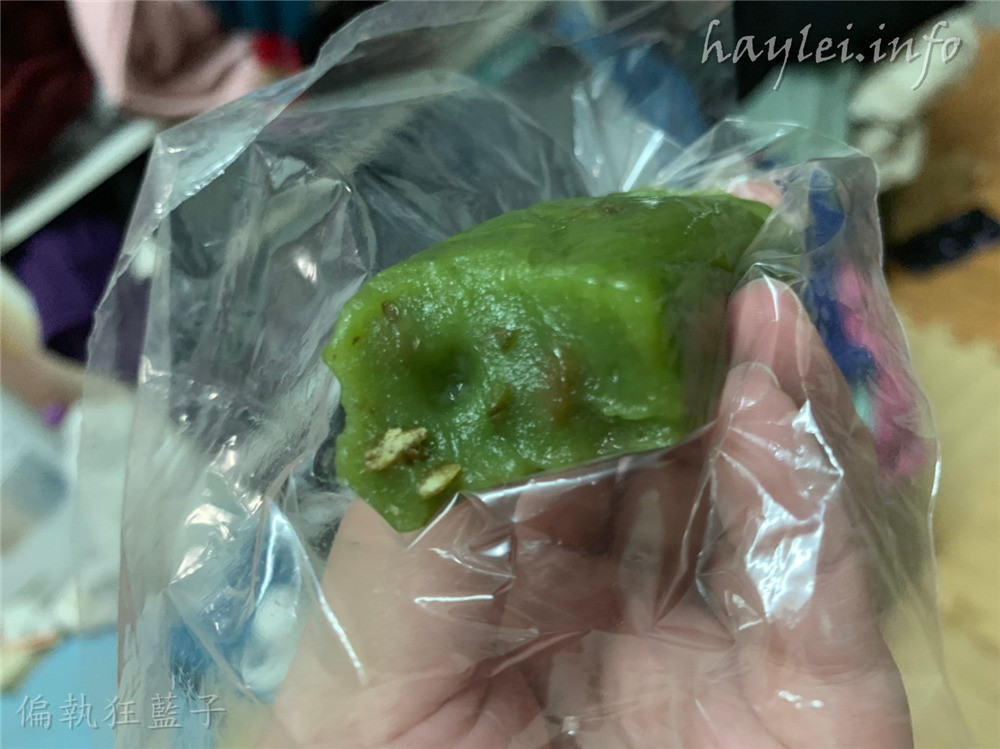 屏東旅遊/東港/慶鴻雙糕潤-東港第二市場內的知名老店,吃起來軟香帶點彈口的韌性,非常好吃!屏東觀光/屏東美食/東港旅遊/屏東縣政府首選地方特產/南臺灣在地名產/在地人推薦/東港伴手禮/米食/甜點/傳統小吃/傳統美食/台灣點心/美食小吃/老字號甜品/ching-hong rice cake with brown suger/可宅配 中式料理 健康養身 宅配食記 攝影 民生資訊分享 飲食集錦