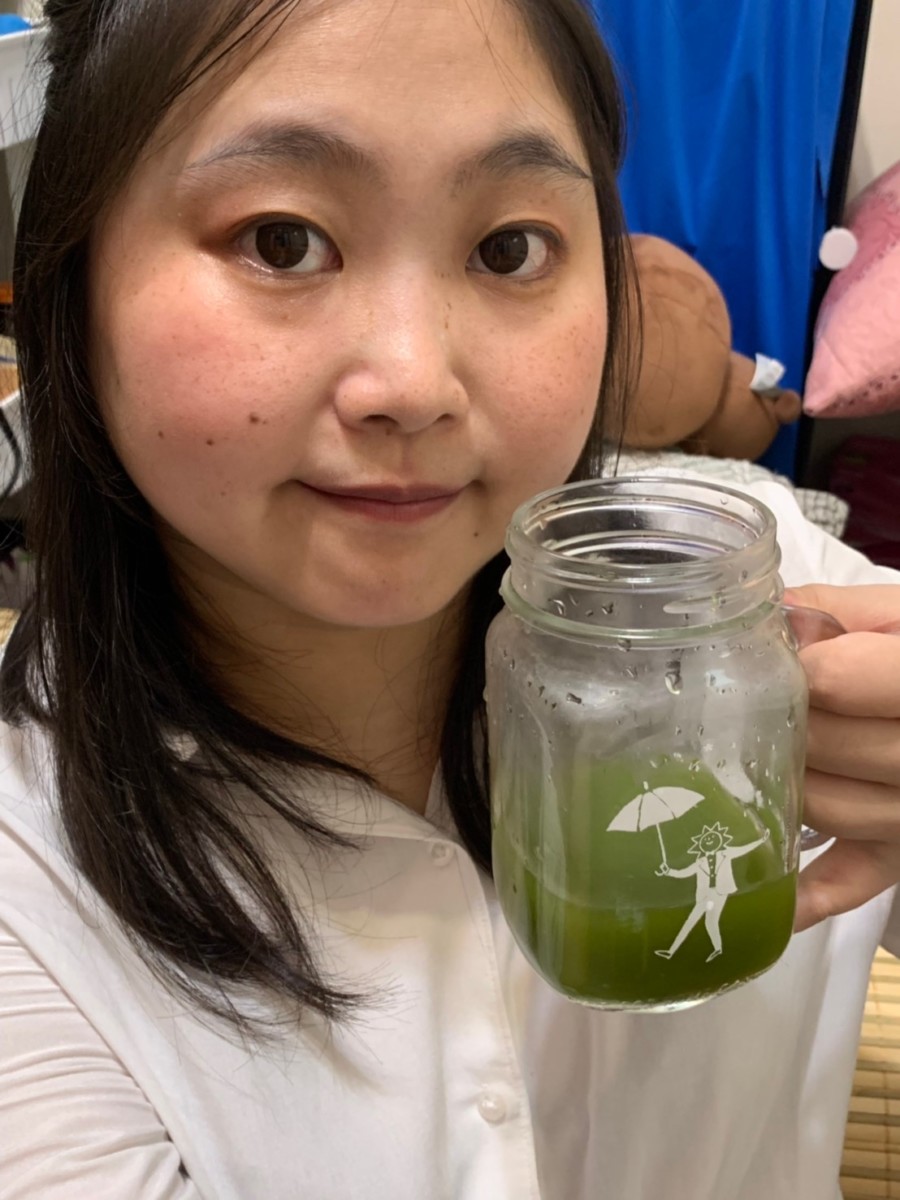 Suntory三得利極之青汁大麥若葉・明日葉粉末食品-每天定時喝翠綠青汁,喝進滿滿的膳食纖維,咕嚕聲定時報到,促進代謝又好喝~健康養生/身體保健/腸胃消化道/樂活保養/食品/日本製/營養補給品/沖泡飲品/完美綠茶 保養品分享 健康養身 宅配食記 攝影 民生資訊分享 飲食集錦