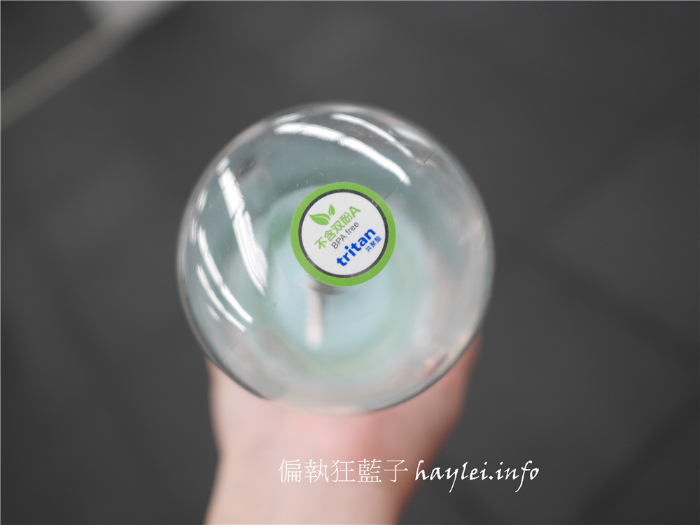 淘寶天貓榨汁機推薦-JOYOUNG九陽便攜式榨汁機 JYL-C902D 隨身迷你果汁機,40秒就有滑順口感,想做冰沙、奶昔、果汁甚至是寶寶輔食都沒問題,每天享受最新鮮的美味!高顏值、高機能,適合居家休閒、健身運動、外出旅行的健康生活家電~3C心得分享/迷你小家電/方便攜帶/隨時飲用/自己的果汁吧/新鮮健康/現打現做/DIY果汁/九陽家電 3C相關 健康養身 民生資訊分享
