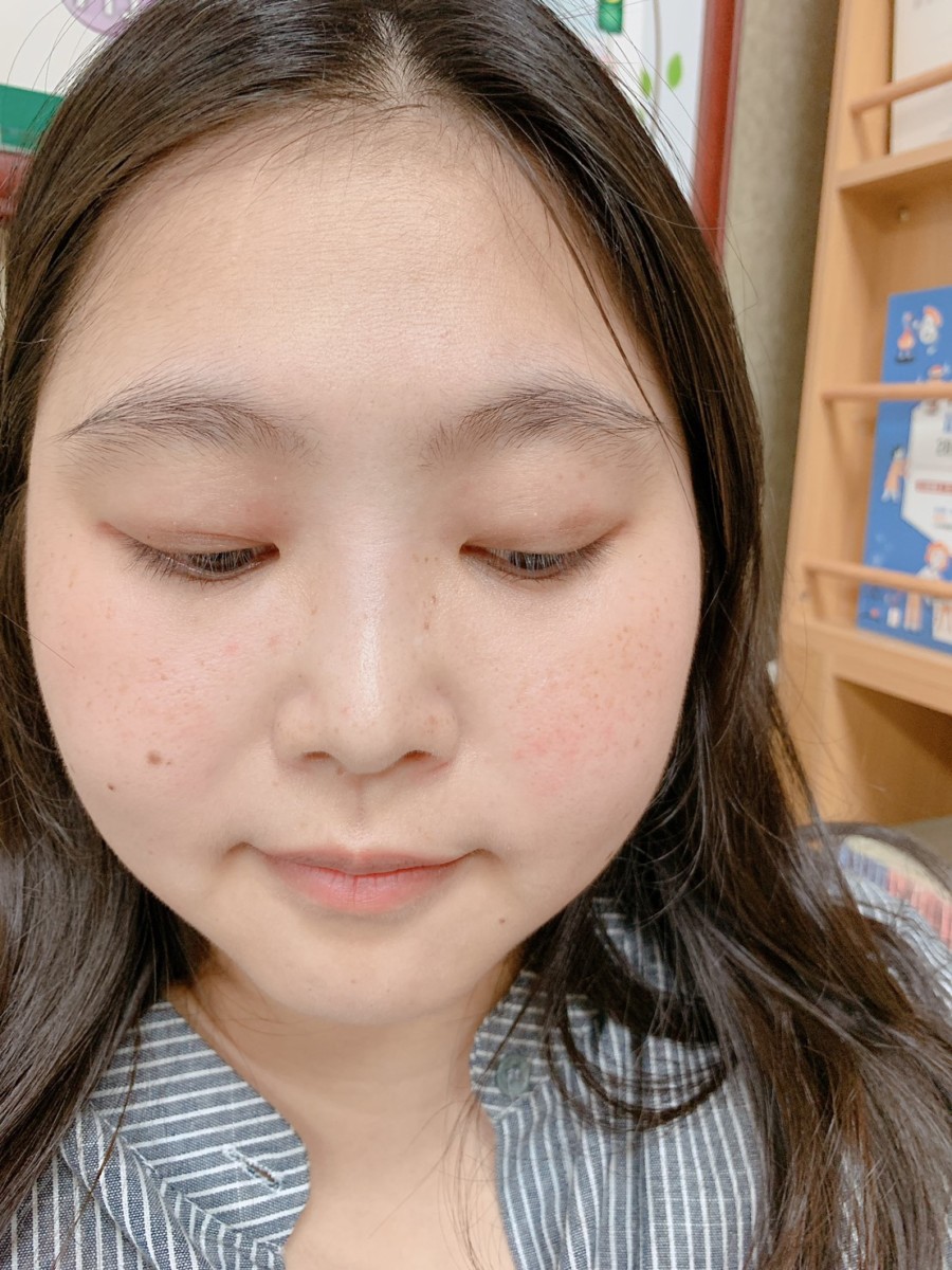 KATE TOKYO/凱婷粹選單色眼影026(鐵鏽棕)、027(杏桃棕),顯色力好且珠光細緻不飛粉,簡單一塗就能創造出明媚的深邃度。kate makeup/日本美妝/kate眼妝/kate彩妝/開架眼影推薦/珠光眼影/平價眼影/美妝保養/日本彩妝/日系開架彩妝心得評價/妝容分享 彩妝品 彩妝品分享 攝影 民生資訊分享