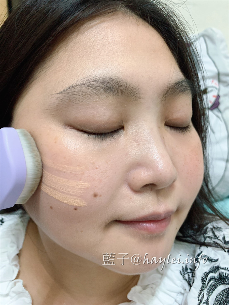 LSY 林三益專業彩妝刷具-牙刷型粉底刷、眉部修飾刷,粉底刷柔軟有彈性,大範圍上粉底最方便,眉刷修飾、填補眉毛很好上手!美妝保養/新手刷具/新手化妝推薦/化妝刷具推薦/底妝刷/眉刷/林三益美妝/2019刷具推薦/牙刷型刷具/好上手刷具推薦/lsy makeup 彩妝品 彩妝品分享 攝影 民生資訊分享