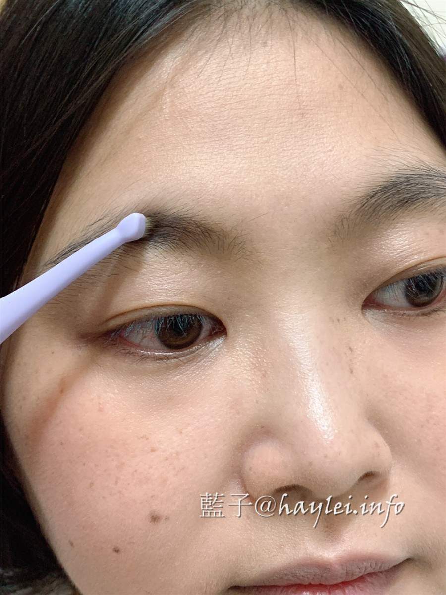 LSY 林三益專業彩妝刷具-牙刷型粉底刷、眉部修飾刷,粉底刷柔軟有彈性,大範圍上粉底最方便,眉刷修飾、填補眉毛很好上手!美妝保養/新手刷具/新手化妝推薦/化妝刷具推薦/底妝刷/眉刷/林三益美妝/2019刷具推薦/牙刷型刷具/好上手刷具推薦/lsy makeup 彩妝品 彩妝品分享 攝影 民生資訊分享
