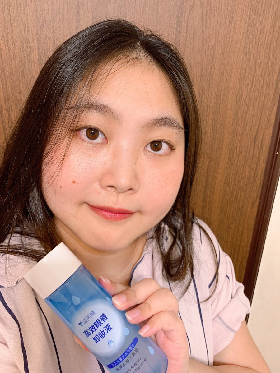 雪芙蘭卸妝產品評測-淨透水潤卸妝乳、高效眼唇卸妝液 、清爽保濕卸妝油、控油淨白高效卸妝水,快速卸妝的超強清潔力,MIT的超值平價好選擇!卸妝推薦2019/肌膚清潔/臉部卸妝/卸除彩妝/卸妝/臉部保養/臉部清潔/清潔保養/彩妝清潔/肌膚保養/國貨之光/MIT保養/國產品牌/美妝保養/盛香堂/雪芙蘭/cellina 保養品分享 彩妝品 彩妝品分享 攝影 民生資訊分享