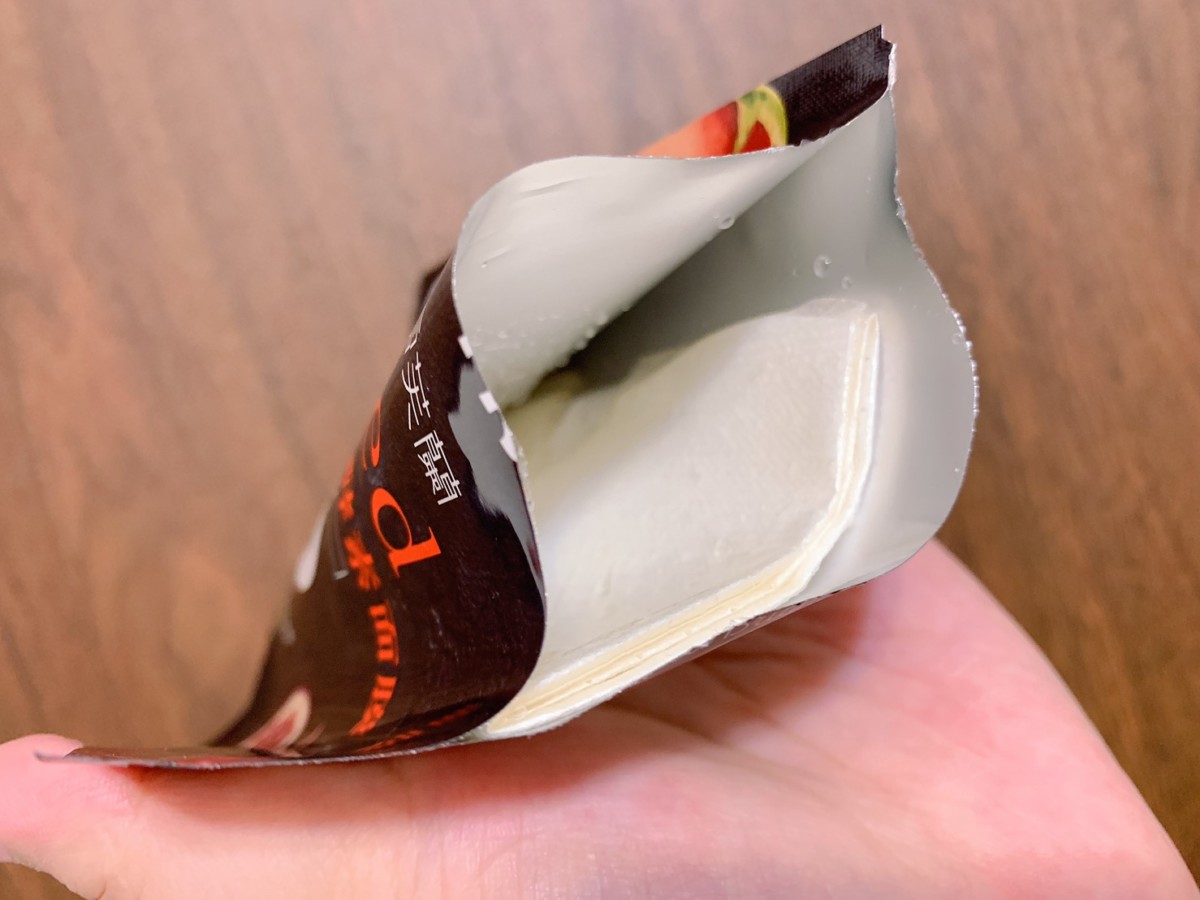彩虹蔬果酵素面膜(亮采紫、煥白紅)-非常服貼且滋潤感高的超好用面膜!雪芙蘭/cellina/mit products/2019面膜推薦/平價面膜推薦/肌膚保養/臉部保養/facial mask/面膜/facial treatment/美容保養/美粧品/面膜台灣/面膜2019/居家保養/居家護膚/會繼續回購的面膜/雪芙蘭面膜評價心得/彩虹面膜 保養品分享 健康養身 彩妝品 彩妝品分享 攝影 民生資訊分享