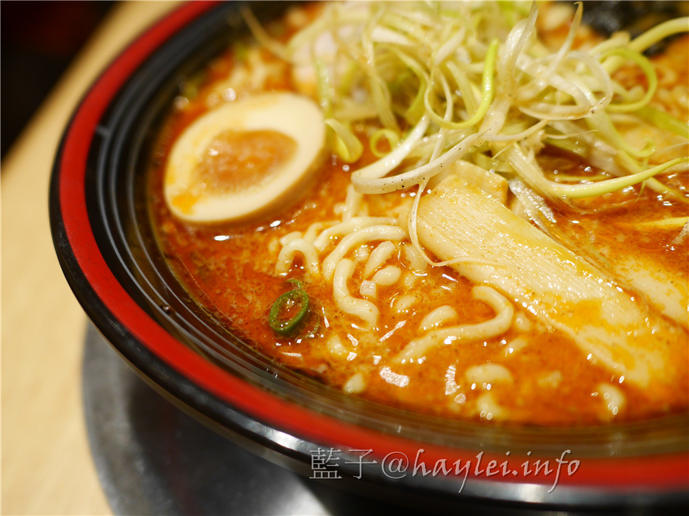 台中梧棲/三井outlet美食/屯京拉麵台中三井店-拉麵190起,麵加量不加價,三井美食街內的平價好選擇~台中三井公車/MITSUI OUTLET PARK 台中港/屯京拉麵菜單/東京拉麵/豚骨拉麵/日本連鎖拉麵/梧棲美食/台中拉麵/台中美食/台中餐廳/台中購物商場/美食商場/shopping mall/三井Outlet/台中港三井Outlet Park/台中景點/台中逛街 攝影 日式料理 民生資訊分享 飲食集錦