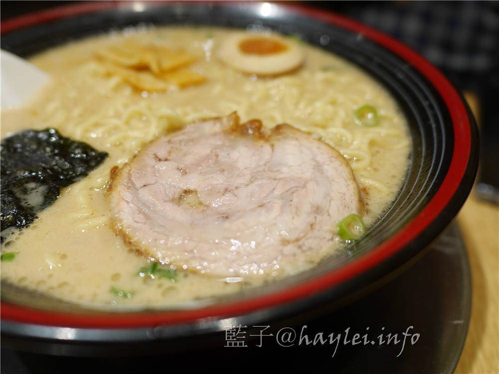台中梧棲/三井outlet美食/屯京拉麵台中三井店-拉麵190起,麵加量不加價,三井美食街內的平價好選擇~台中三井公車/MITSUI OUTLET PARK 台中港/屯京拉麵菜單/東京拉麵/豚骨拉麵/日本連鎖拉麵/梧棲美食/台中拉麵/台中美食/台中餐廳/台中購物商場/美食商場/shopping mall/三井Outlet/台中港三井Outlet Park/台中景點/台中逛街 攝影 日式料理 民生資訊分享 飲食集錦