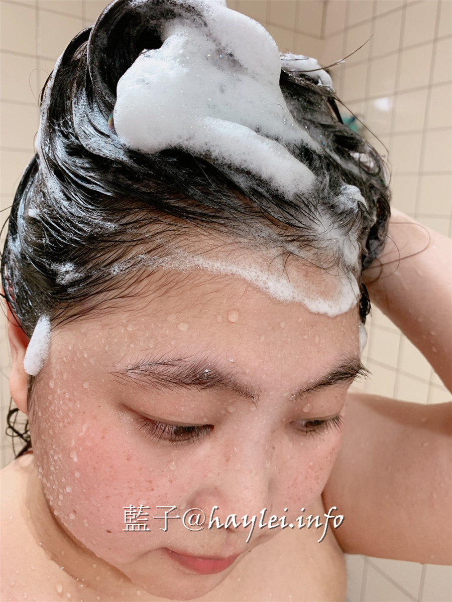 水平衡極致香水系列-水平衡香水洗髮精&潤髮乳/浪漫小確幸、水平衡香水沐浴乳/清新日安,瑞士世界級調香配方,味道甜香且便宜好用,小資女孩的超值選擇!平價沐浴清潔/平價秀髮洗護/身體清潔/頭髮洗護/洗髮精/潤髮乳/沐浴乳/夏天洗澡/身體清潔/頭髮清潔/沐浴推薦2019/身體保養/美妝保養/肌膚清潔/skincare/bodywash/hairwash/雪芙蘭/盛香堂/水平衡沐浴洗護 保養品分享 健康養身 彩妝品 彩妝品分享 攝影 民生資訊分享