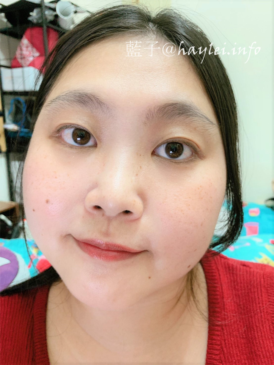 唇彩試色/Fasio菲希歐-太陽之吻持色口紅 RD425魅惑氣勢紅,輕盈水潤光澤唇依舊是主流!makeup/lipstick/cosmetic/red lipstick/日系彩妝/日本唇膏/Fasio唇彩/口紅/美容美妝/美妝保養/唇膏/唇彩分享 彩妝品 彩妝品分享 攝影