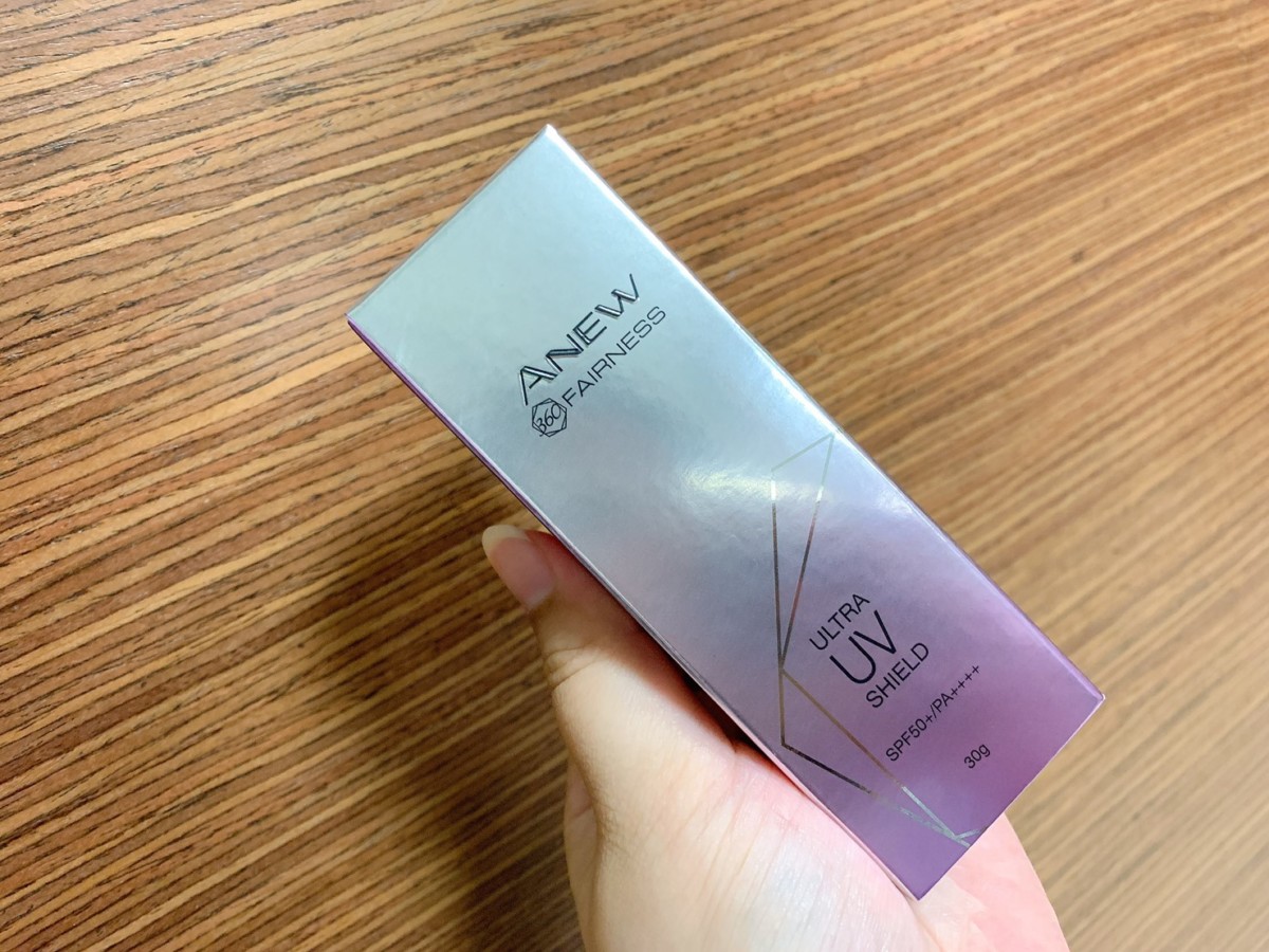 Avon雅芳新活恆白松露系列-新活恆白松露UV精華乳SPF50+PA++++,最高係數防曬&黑幕隱形科技,做好防曬,延緩老化,拉近我與白的距離!防曬分享2019/肌膚保養/雅芳防曬/skincare/防曬霜/提亮修飾膚色/美妝保養/美妝品分享/保養品分享/使用心得/uv shield 保養品分享 健康養身 彩妝品 彩妝品分享 攝影 民生資訊分享