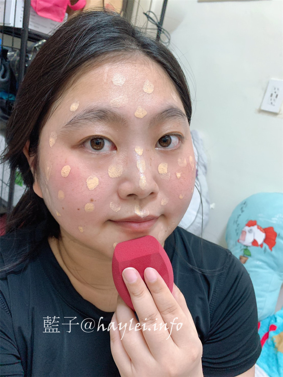 淘寶開箱/高CP好物分享-居家護膚金稻美容導入儀,Gracebabi美妝蛋組合,兩相加乘讓我妝感精緻服貼,提升顏值的秘密武器!金稻瘦臉棒/光子亮膚儀/Gracebabi美妝蛋/酒紅美妝蛋/淘寶開箱日/99划算節/買美容家電上淘寶/肌膚保養/彩妝化妝工具/美妝蛋推薦2019/美容儀推薦2019/淘寶心得/3c開箱/美容儀分享 保養品分享 健康養身 彩妝品 彩妝品分享 攝影 民生資訊分享