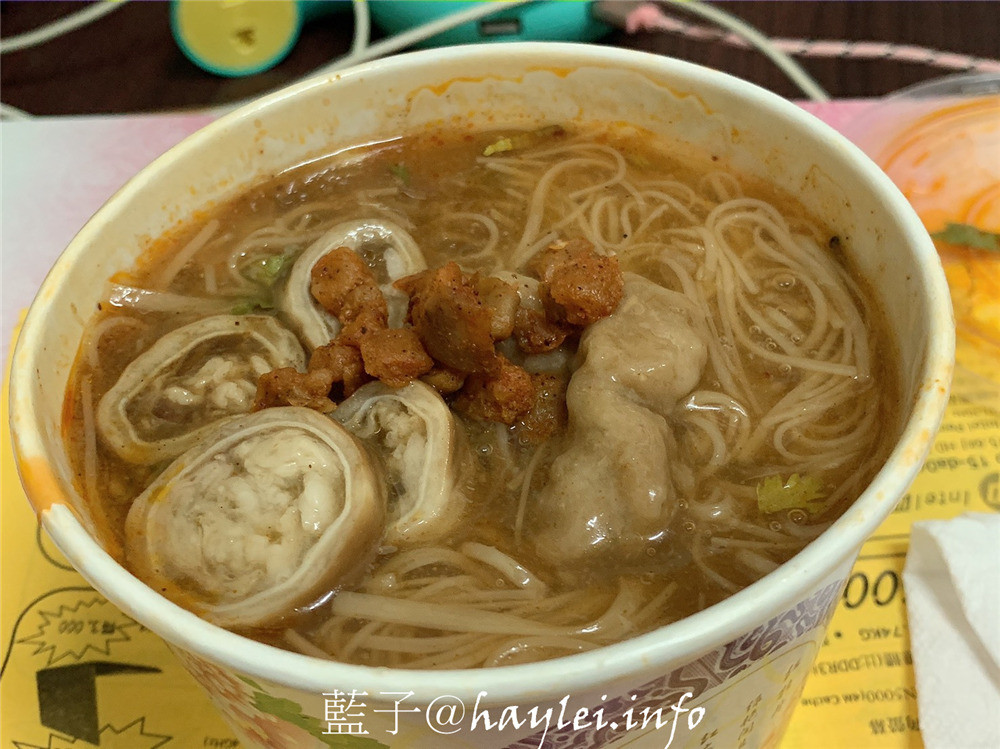台中西區/大勝麵線/大勝大腸頭純肉羹麵線-廣三sogo旁的濃郁麵線羹,小碗50/大碗65,下午六點半到凌晨十二點營業,晚餐宵夜好選擇!台中美食/台中小吃攤/台中大腸麵線/傳統小吃/在地美味/湯麵/麵線美食/宵夜美食/深夜食堂/美村路一段美食/近科博館、金典酒店 中式料理 攝影 民生資訊分享 飲食集錦