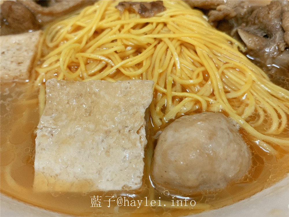 秋冬食補推薦-帝王食補薑母鴨隨食補/薑母鴨獨享杯,濕涼天氣溫補補品,一個人也能好好吃!冷凍宅配美食//養生美食/便利快速省時/美味薑母鴨/加熱即食/料理包/即食包/老薑是冬季裡吃的暖暖包/健康養生/食補/黑麻油米酒紅面番鴨鴨腿肉凍豆腐鴨肉丸黃金麵線/麻油料理/療癒美食/台灣人情味/帝王食補板橋總店 中式料理 健康養身 宅配食記 攝影 新北美食 民生資訊分享 飲食集錦