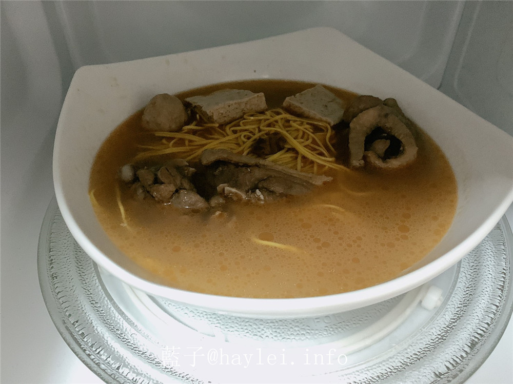 秋冬食補推薦-帝王食補薑母鴨隨食補/薑母鴨獨享杯,濕涼天氣溫補補品,一個人也能好好吃!冷凍宅配美食//養生美食/便利快速省時/美味薑母鴨/加熱即食/料理包/即食包/老薑是冬季裡吃的暖暖包/健康養生/食補/黑麻油米酒紅面番鴨鴨腿肉凍豆腐鴨肉丸黃金麵線/麻油料理/療癒美食/台灣人情味/帝王食補板橋總店 中式料理 健康養身 宅配食記 攝影 新北美食 民生資訊分享 飲食集錦