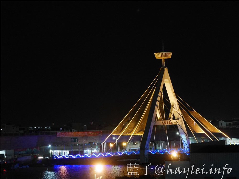 嘉義住宿/布袋文創HOTEL海漾行館-布袋遊客中心(布袋文創Hotel 1樓)與住宿空間並存一棟，感受布袋漁港風情的住宿首選!一樓有商場，伴手禮很好買!嘉義旅遊/嘉義景點/雲嘉南旅遊/中南部旅遊景點/雲嘉南濱海旅遊/嘉義旅遊住宿/嘉義布袋旅遊/雲嘉南濱海風景管理區推薦住宿/藍子愛旅行 國內外住宿相關 國內旅遊 攝影 民生資訊分享   