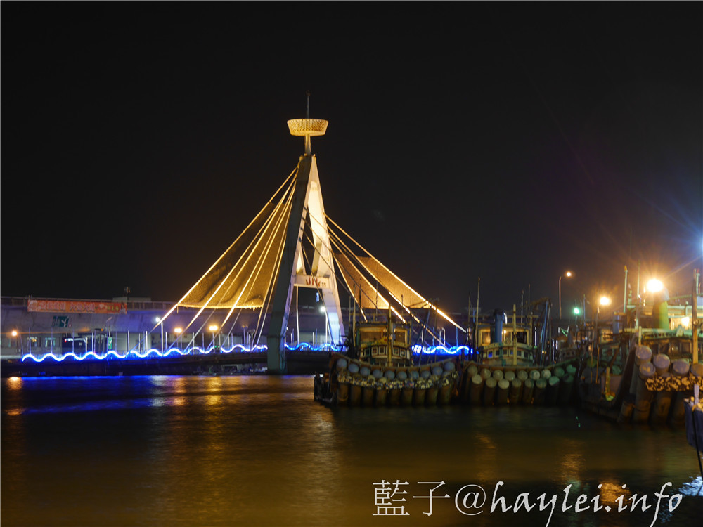 嘉義住宿/布袋文創HOTEL海漾行館-布袋遊客中心(布袋文創Hotel 1樓)與住宿空間並存一棟，感受布袋漁港風情的住宿首選!一樓有商場，伴手禮很好買!嘉義旅遊/嘉義景點/雲嘉南旅遊/中南部旅遊景點/雲嘉南濱海旅遊/嘉義旅遊住宿/嘉義布袋旅遊/雲嘉南濱海風景管理區推薦住宿/藍子愛旅行 國內外住宿相關 國內旅遊 攝影 民生資訊分享   