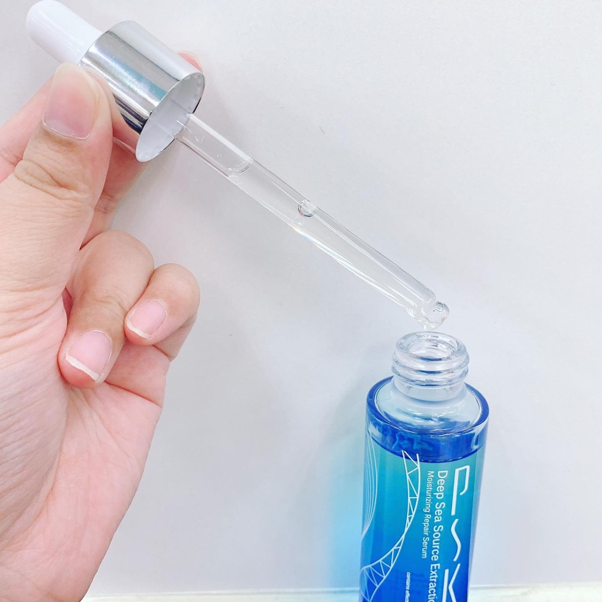 秋冬保養推薦/PSK深海保濕肌密組-PSK深海源萃水潤舒芙霜、深海源萃保濕舒妍精華,可以溫和地滋潤肌膚並紓緩乾燥感,保濕跟修護一次解決!美妝保養/肌膚保養/skincare/秋冬護膚/MIT保濕/保養品推薦/pskskincare/PSK深海美肌專家/舒芙霜/嘟嘟霜/保濕精華/保濕/滋潤舒緩/藍子愛美麗/肌膚保養/秋冬保濕/moistureskin/beautycare 保養品分享 健康養身 彩妝品 彩妝品分享 攝影 民生資訊分享