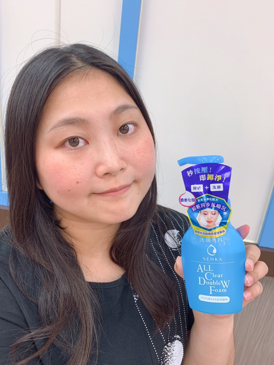 開架洗臉卸妝慕斯/SENKA專科超微米洗卸兩用潔淨慕絲-實現超強清潔力的同時還能保有肌膚水分，非常好用！美妝保養/臉部清潔/潔顏慕絲推薦/專科卸妝清潔/洗卸兩用/專科洗臉/專科卸妝/senka卸妝/專科慕斯/資生堂泡泡洗面/資生堂保養/極淨卸粧/清除臉部彩粧及毛孔髒污/睫毛膏與眼線也能卸淨/接睫毛也能使用/手濕也能使用 保養品分享 健康養身 彩妝品 彩妝品分享 攝影 民生資訊分享 
