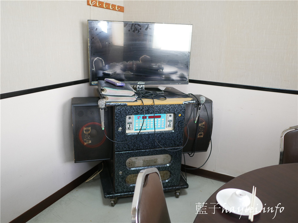 台中西屯區年菜外帶2980起/漁人船釣海鮮餐廳搬家了!新址在啟聰學校對面,11/7新開幕特惠,內用65折起~來這裡吃台菜熱炒合菜或羊肉爐都很推薦呢!台中美食/台中年菜外帶/台中尾牙圍爐/圍爐年菜/台菜餐廳/合菜餐廳/熱炒海鮮/台中美食餐廳推薦/台菜熱炒桌菜美食/藍子愛美食 中式料理 攝影 民生資訊分享 飲食集錦