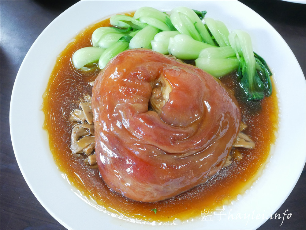 台中西屯區年菜外帶2980起/漁人船釣海鮮餐廳搬家了!新址在啟聰學校對面,11/7新開幕特惠,內用65折起~來這裡吃台菜熱炒合菜或羊肉爐都很推薦呢!台中美食/台中年菜外帶/台中尾牙圍爐/圍爐年菜/台菜餐廳/合菜餐廳/熱炒海鮮/台中美食餐廳推薦/台菜熱炒桌菜美食/藍子愛美食 中式料理 攝影 民生資訊分享 飲食集錦