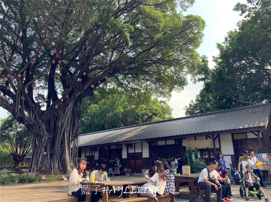 T-Life Hostel | 踢生活背包客棧評價位置交通方式價錢-台中東海住宿首選,輕負擔享受好生活,一晚500起。台中合法背包客棧,有廚房、交誼廳、洗衣場、公用衛浴,可以洗熱水澡、洗衣服~台中旅遊/台中美食/台中景點/台中住宿推薦/東海夜市/東海商圈美食/環保旅店/背包房/背包客住宿/旅遊住宿/向宏滷肉飯/再興飲茶/台中刑務所演武場/道禾六藝文化館/藍子愛旅行/藍子愛美食 國內外住宿相關 國內旅遊 攝影 民生資訊分享 飲食集錦