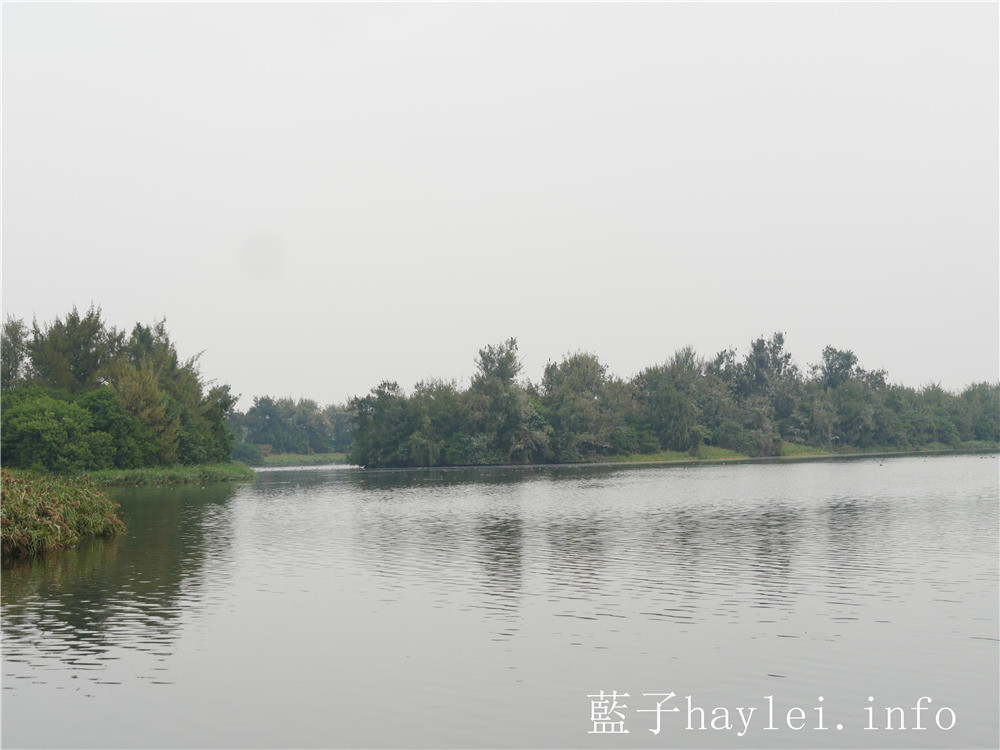 雲林口湖/椬梧滯洪池(Yiwu Wet Pond)-口湖自然生態地標,雲林版小日月潭秘境景點,ig打卡秘境、雲林私房景點推薦!雲嘉南好好玩/雲嘉南旅遊/雲林海線/雲林旅遊/口湖鄉景點推薦/藍子愛旅行 國內旅遊 攝影 民生資訊分享