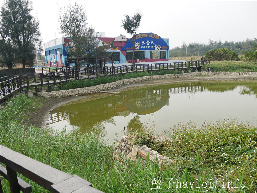 雲林口湖/沐藝家DIY休閒觀光工廠-開心彩繪,發揮創造力,雲林旅遊的親子休閒好去處!木藝牆ig打卡、雲林私房景點推薦!雲林美食/口湖美食/口湖遊客中心裡面/雲嘉南好好玩/雲嘉南旅遊/雲林海線/雲林旅遊/口湖鄉景點推薦/藍子愛旅行 國內旅遊 攝影 民生資訊分享 自己動手做!